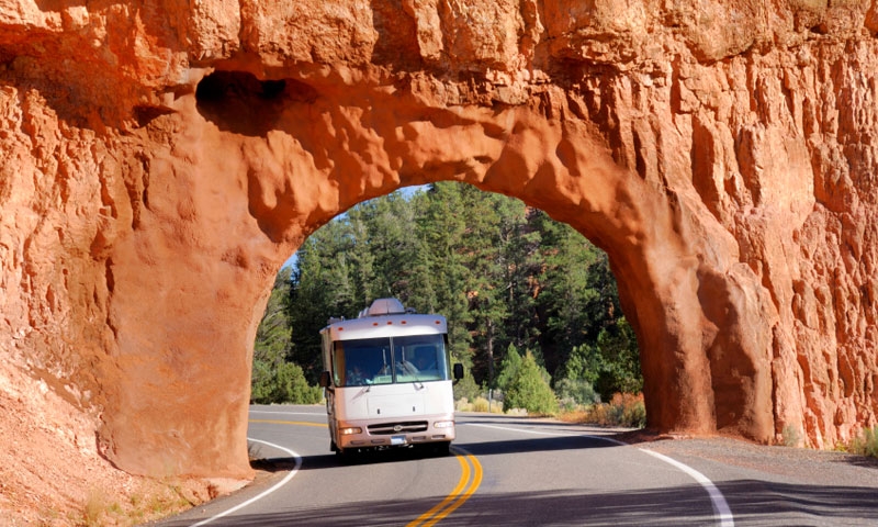 Driving through the arch on Highway 12 near Bryce Canyon